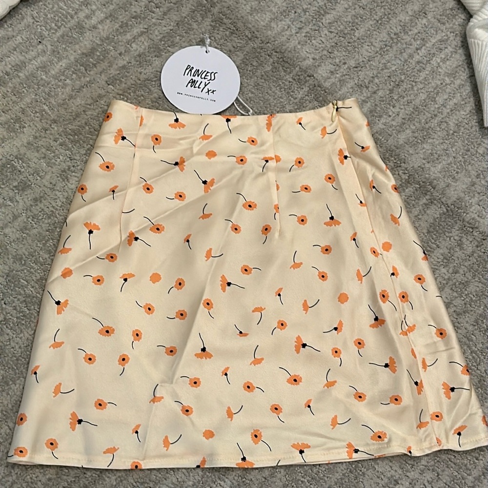 Princess Polly, Chloe mini skirt new with tags, size 0